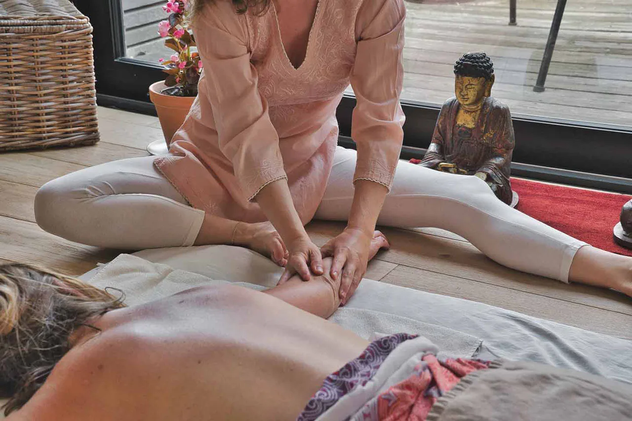 Thai massage in Bangkok Thai massage in Bangkok
