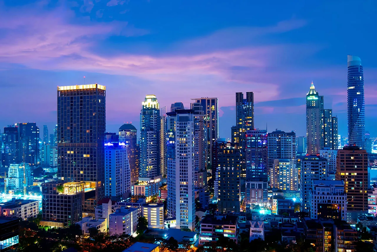 Sukhumvit Road at night Sukhumvit Road at night
