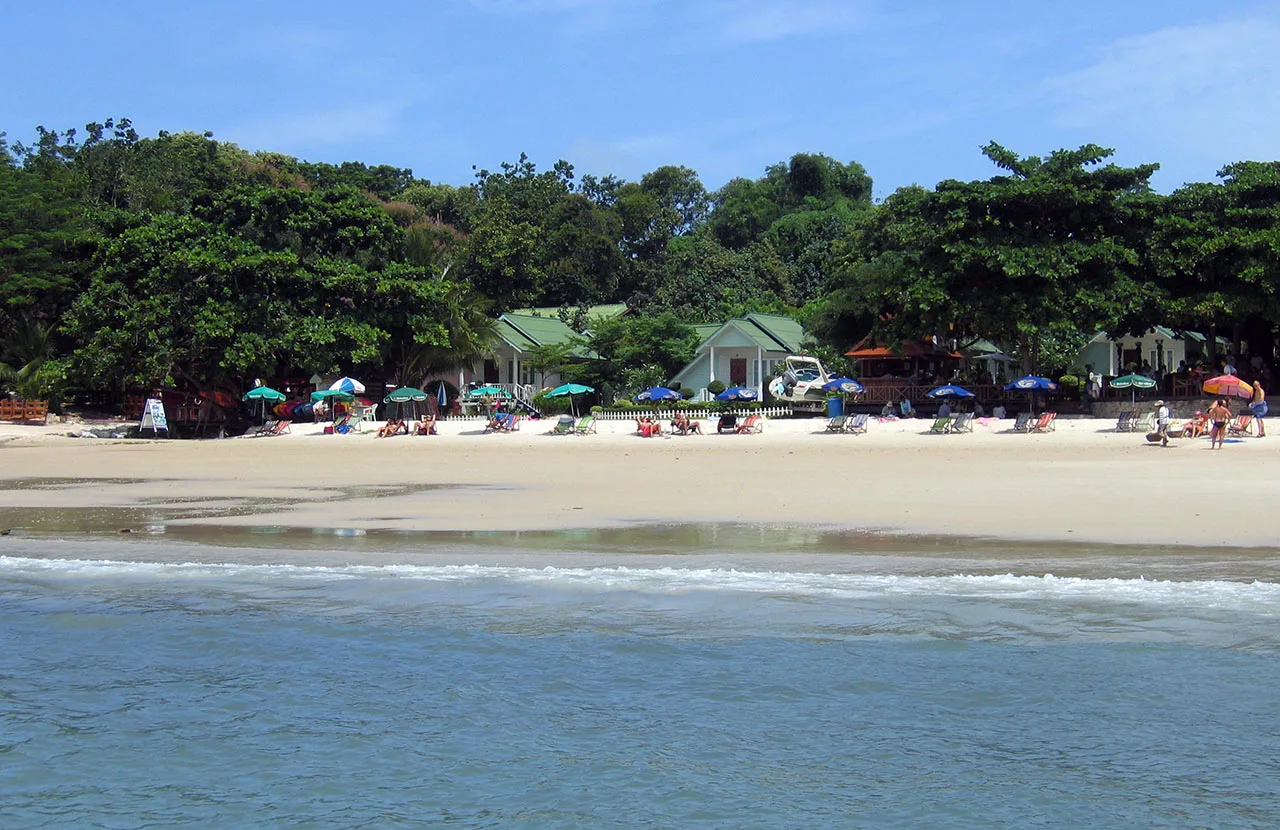 Ao Phai, Ko Samet Ao Phai, Ko Samet